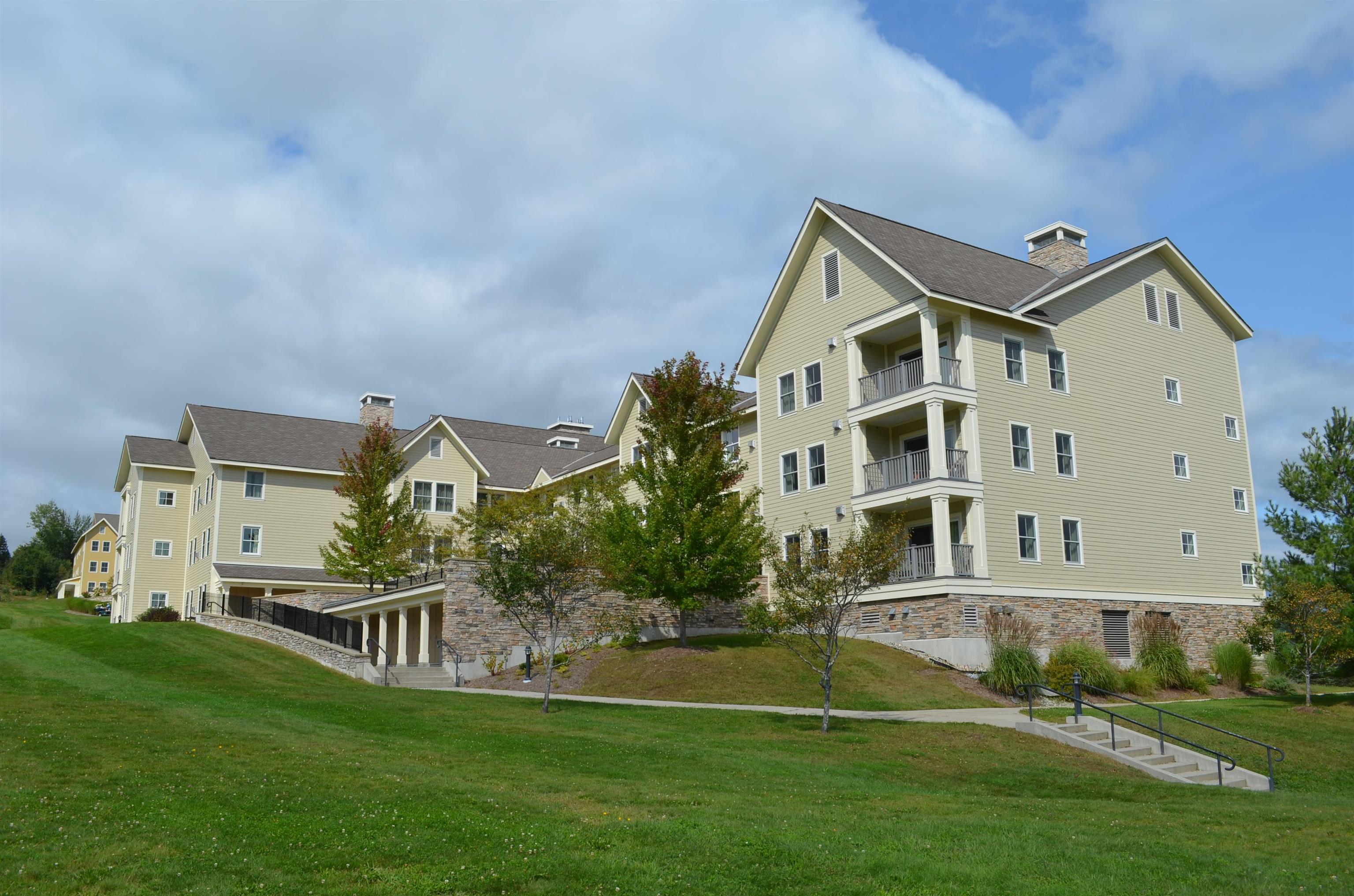 610-612 Jackson Gore Adams House Ludlow Vt Unit 610/612 QII