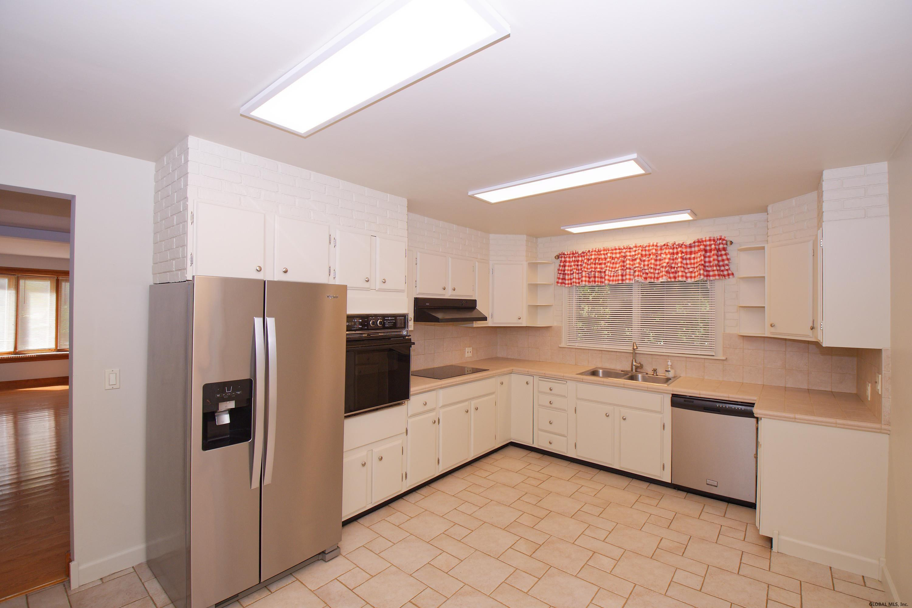 5929 Veeder Road Guilderland, NY 12159 - Photo 12 of 49 Photo 12