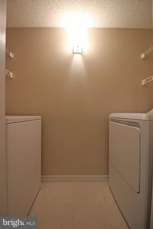 $2,300 | 1543 Lincoln Way, Unit 201, McLean, VA 22102