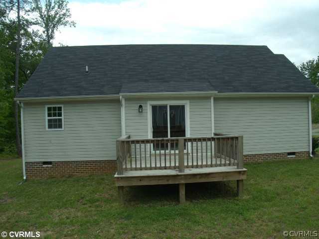 11563 Oakrise Road New Kent, VA 23124 - Photo 3 of 12 Other - Left Side of Home and Deck