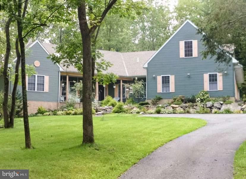 6 Furnace Run Road Boyertown, PA 19512 - Photo 3 of 54 Summertime Front Exterior