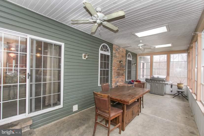 6 Furnace Run Road Boyertown, PA 19512 - Photo 41 of 54 3 season room