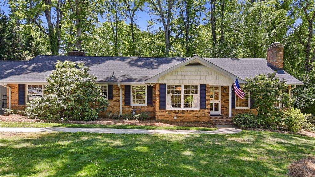 1117 Huntingdon Road Winston-Salem, NC 27104 - Photo 1 of 50