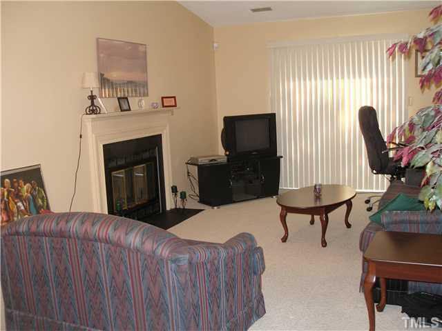 3316 Comstock Road Raleigh, NC 27604 - Photo 3 of 9 Den/Family/Great Room