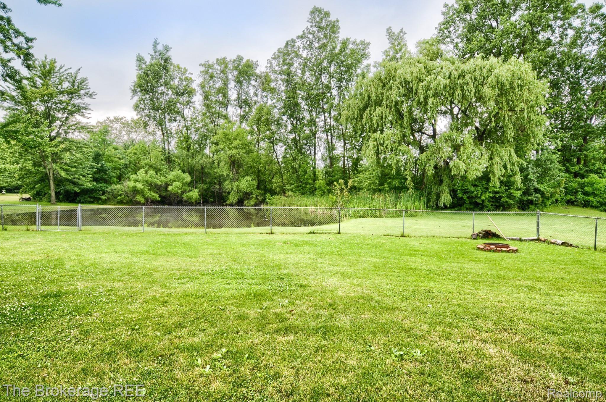 3180 South Irish Road Davison, MI 48423 - Photo 36 of 37 SD3_9730-HDR(5).jpg