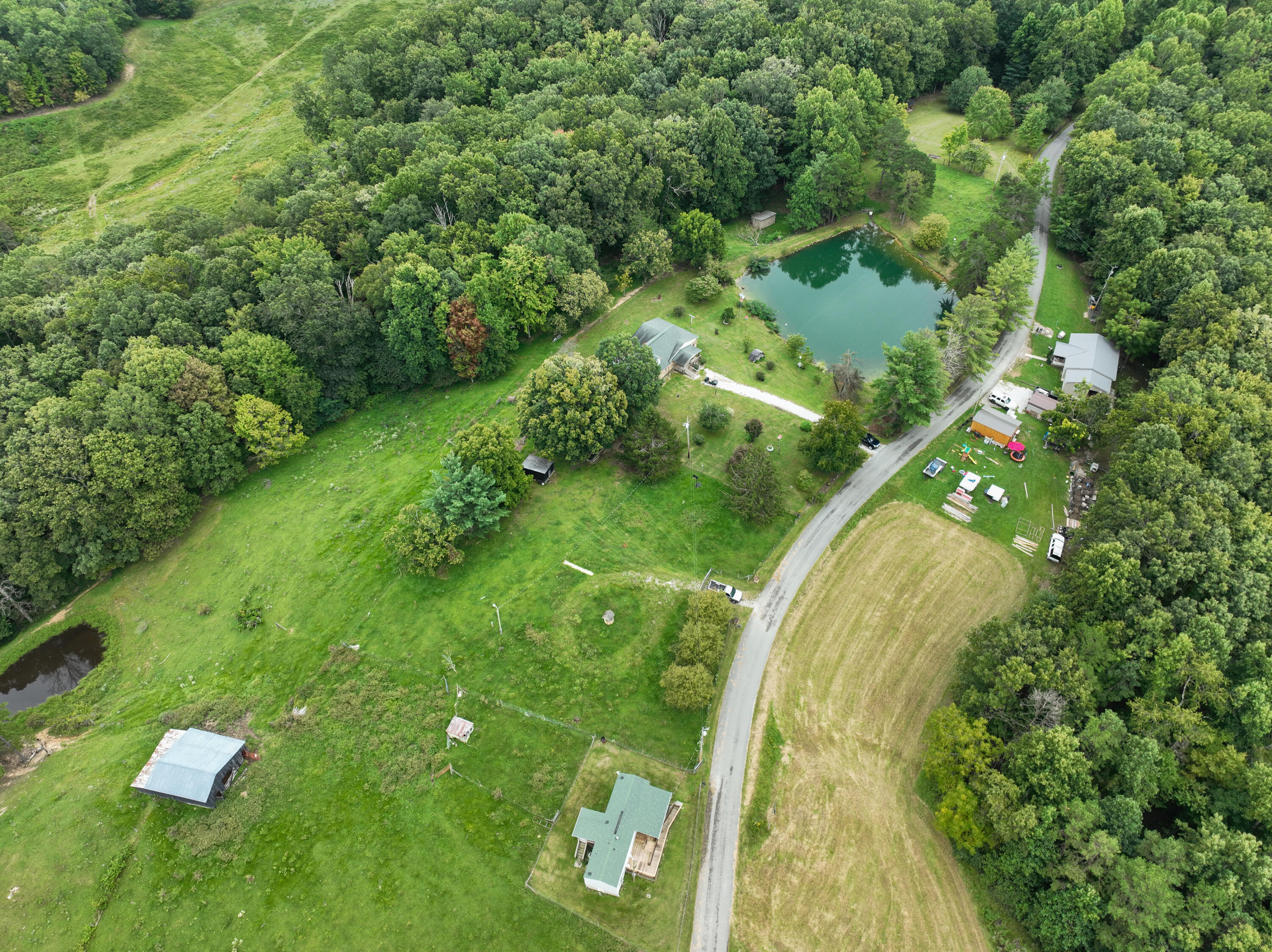 762 Jacks Ridge Road McKee, KY 40447 - Photo 50 of 109 DJI_0427