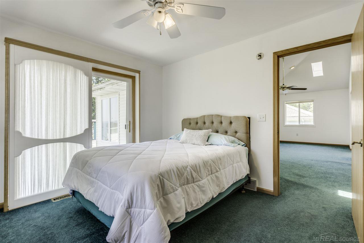 5824 North Lakeshore Road Deckerville, MI 48427 - Photo 17 of 36
