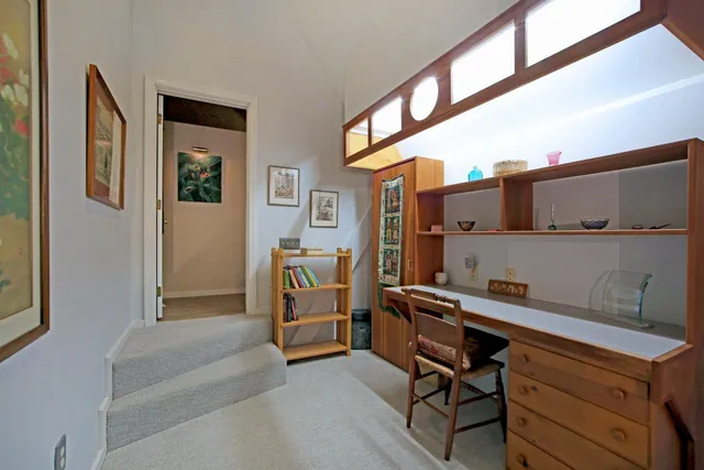 $395,000 | 12 Stillwater Circle, Salem, NH 03079