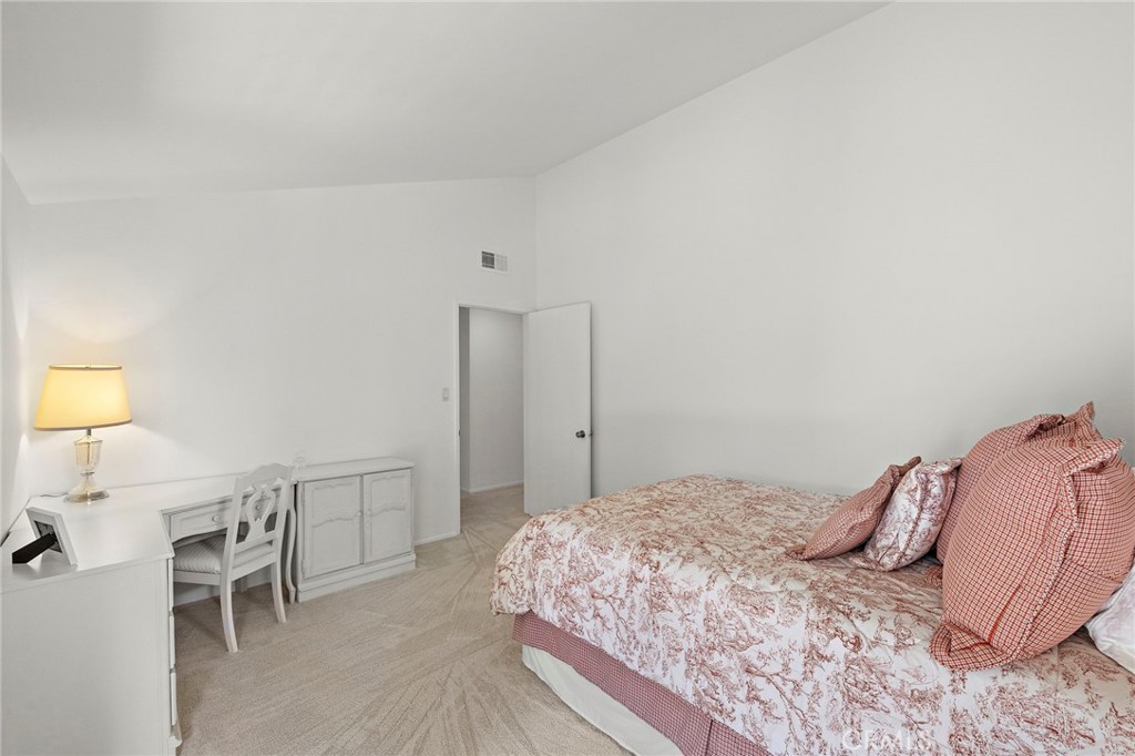 662 Catalina Road Fullerton, CA 92835 - Photo 19 of 62