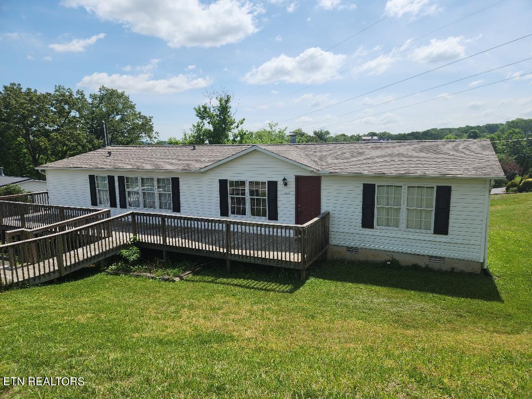 8129 Harmon Road Powell, TN 37849 - Photo 2 of 33 h38