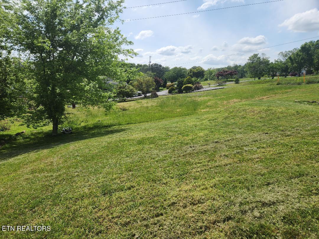 8129 Harmon Road Powell, TN 37849 - Photo 31 of 33 H1