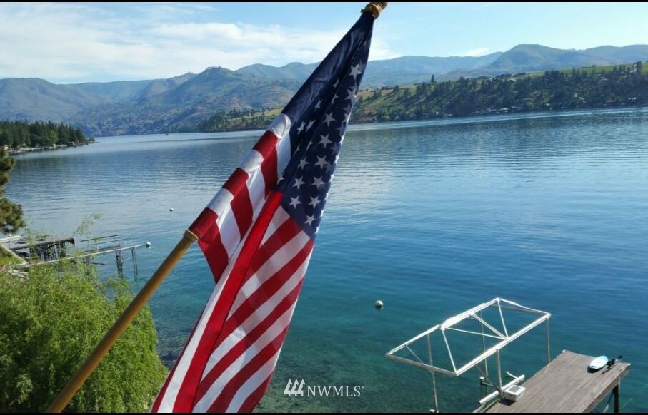 10670 South Lakeshore Road Chelan, WA 98816 - Photo 25 of 25 Gallery Image 25