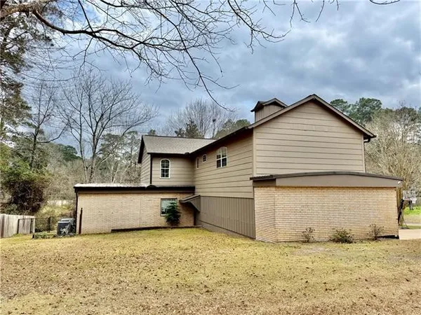 $389,000 | 417 Hiawatha Trail, Pineville, LA 71360