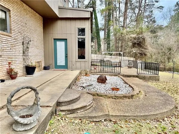 $389,000 | 417 Hiawatha Trail, Pineville, LA 71360