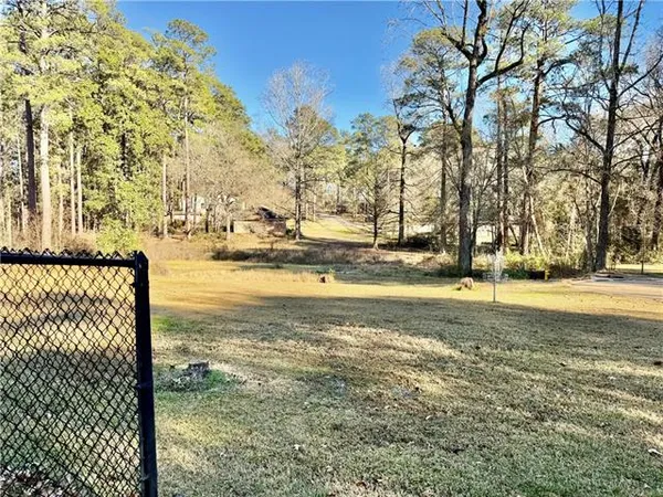$389,000 | 417 Hiawatha Trail, Pineville, LA 71360