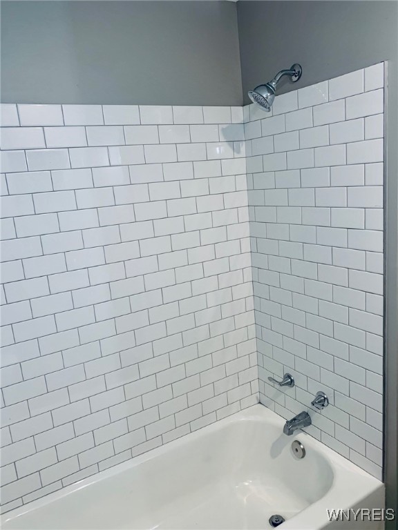 41 School Street Lancaster, NY 14086 - Photo 14 of 20