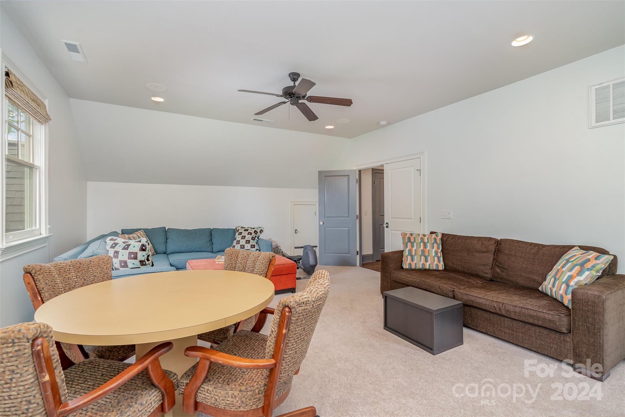 149 Scofield Road Charlotte, NC 28209 - Photo 33 of 39 Gallery Image 33