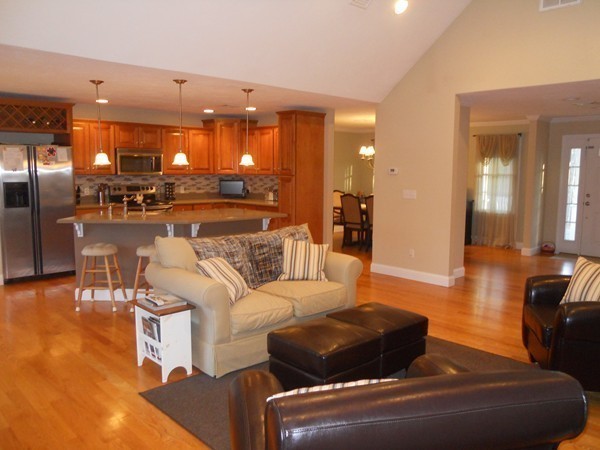2576 Maple Swamp Road Dighton, MA 02764 - Photo 7 of 28 Gallery Image 7