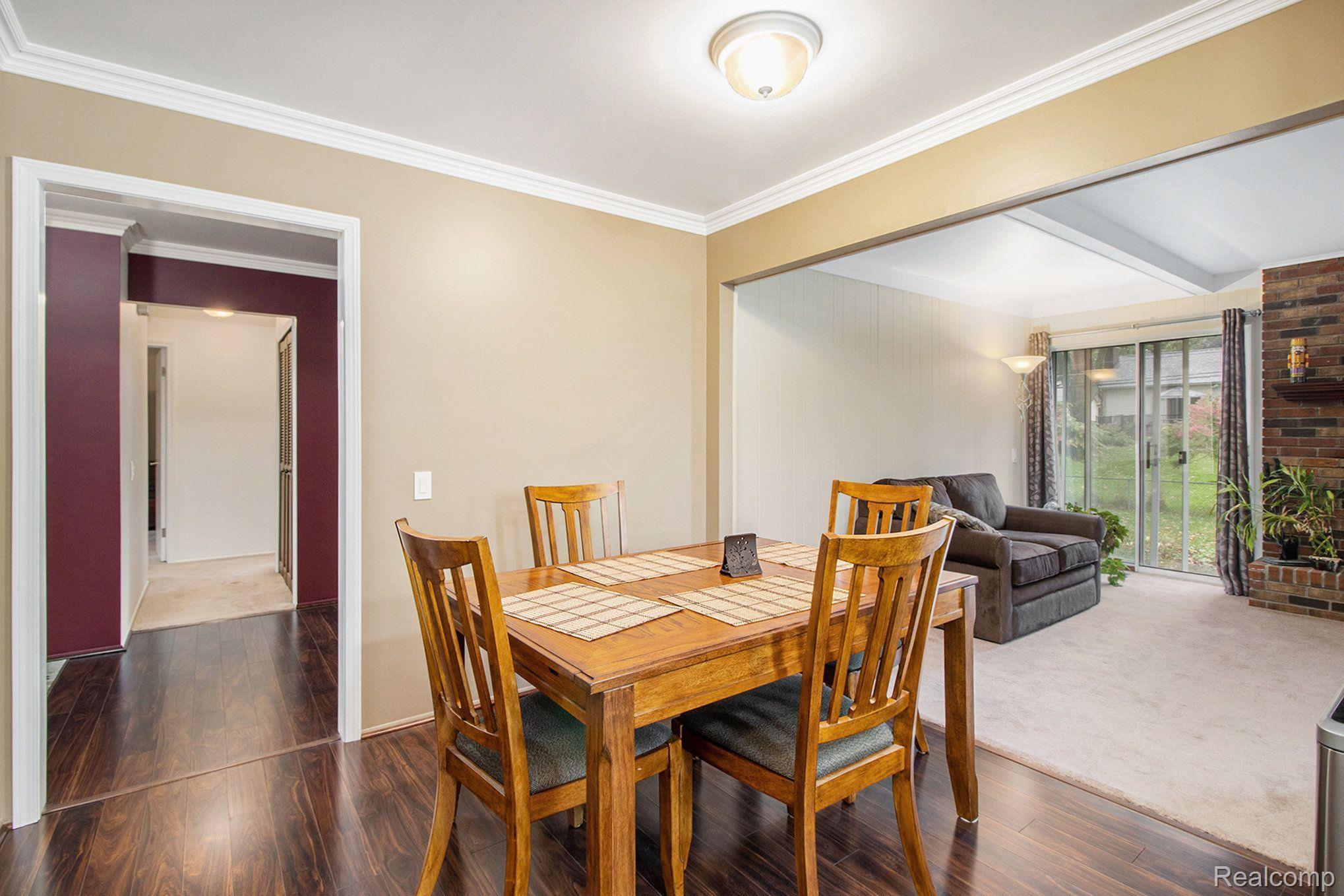 14107 Riverside Drive Livonia, MI 48154 - Photo 10 of 27