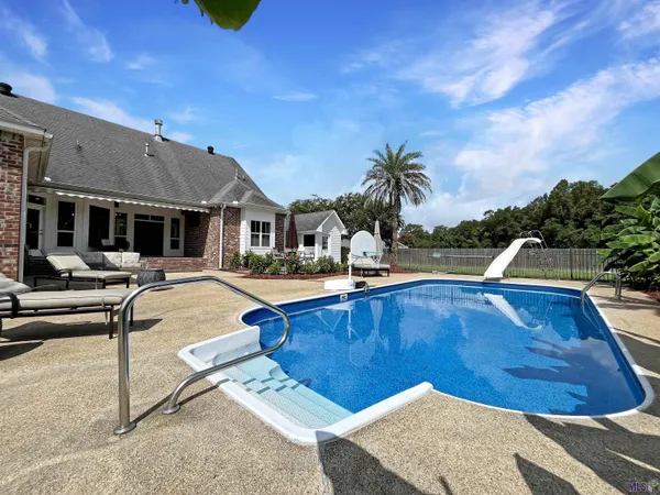 $799,000 | 8180 Beechwood Drive, Denham Springs, LA 70706