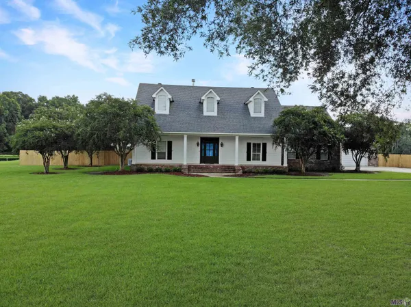 $799,000 | 8180 Beechwood Drive, Denham Springs, LA 70706