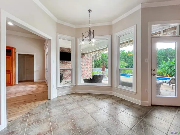 $799,000 | 8180 Beechwood Drive, Denham Springs, LA 70706