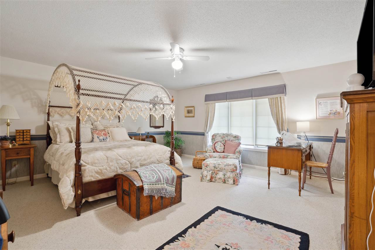 525 Indian Road Southeast Cedar Rapids, IA 52403 - Photo 26 of 43 Gallery Image 26