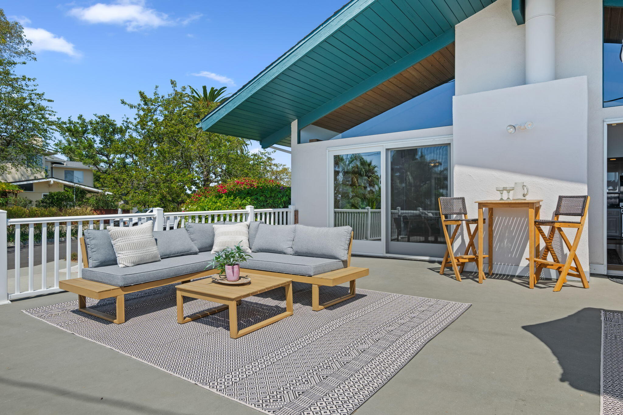 1749 La Coronilla Drive Santa Barbara, CA 93109 - Photo 15 of 40 Deck