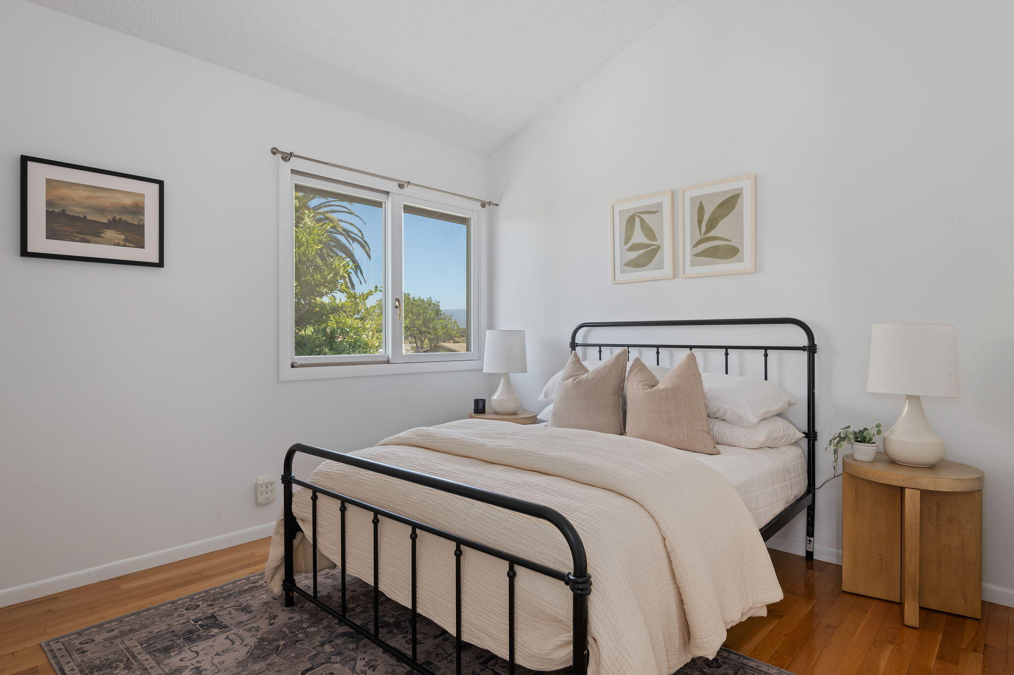 1749 La Coronilla Drive Santa Barbara, CA 93109 - Photo 30 of 40 Bedroom 3