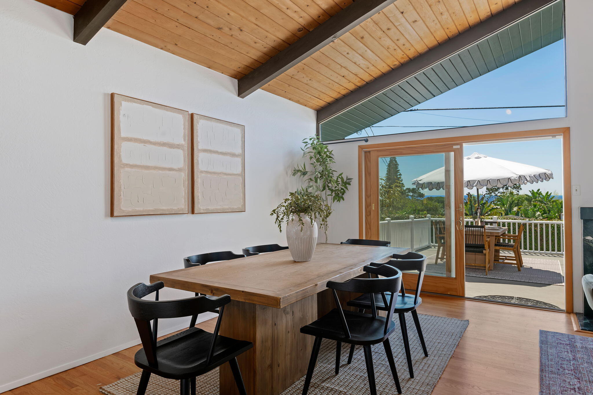 1749 La Coronilla Drive Santa Barbara, CA 93109 - Photo 10 of 40 Dining