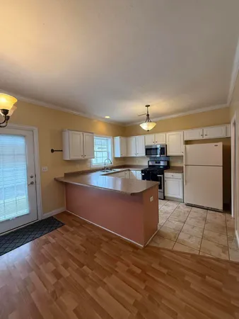 $224,900 | 6025 Lexington Avenue, Portage, IN 46368