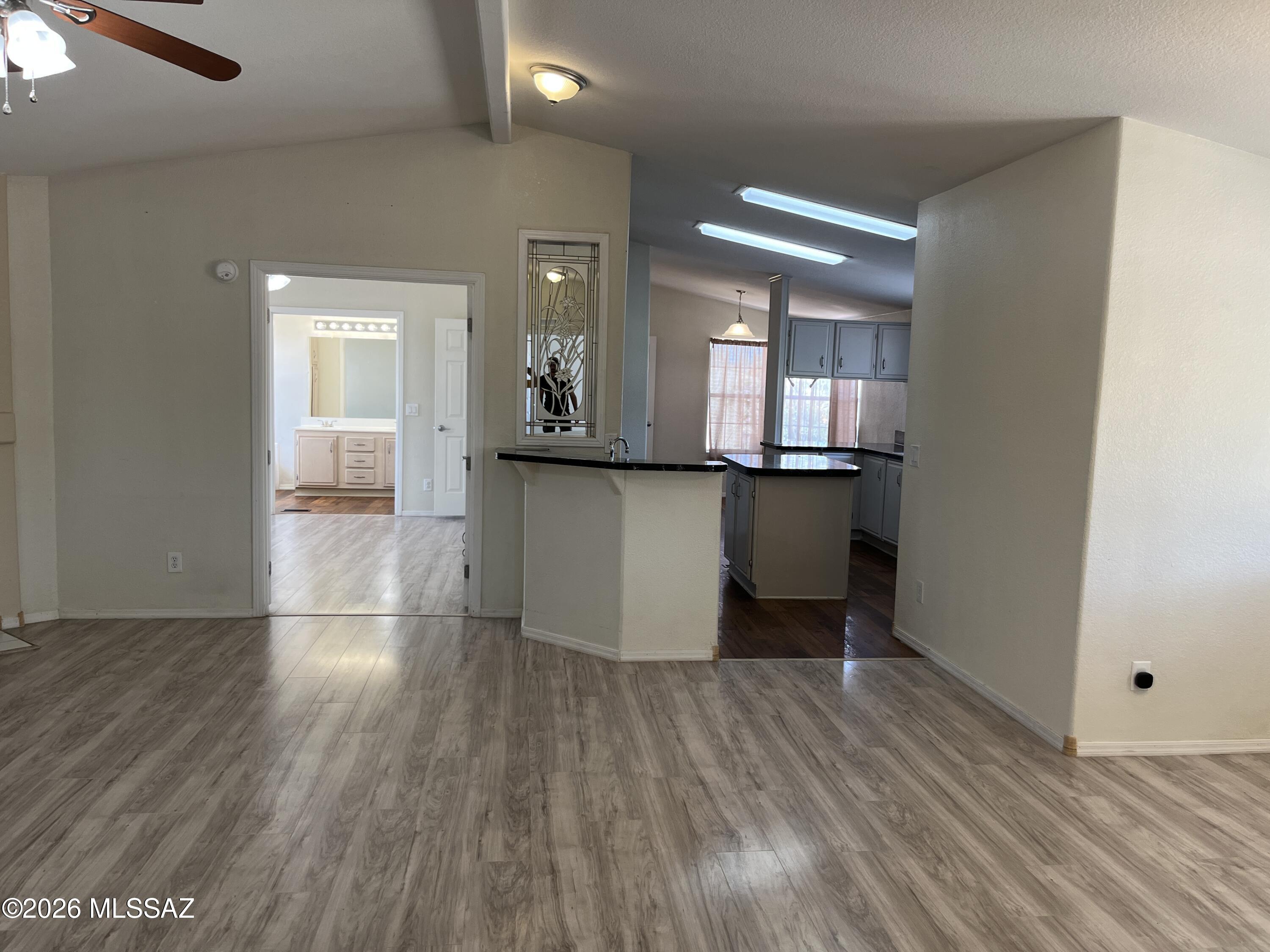 6450 North Gemstone Road Tucson, AZ 85743 - Photo 6 of 20 IMG_6496