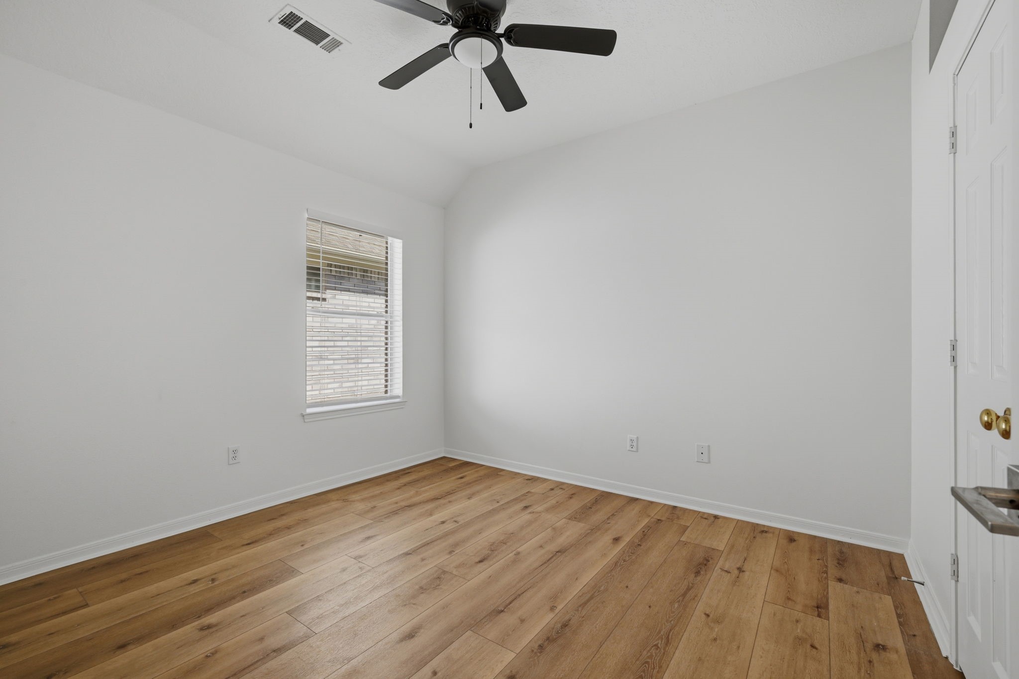1335 Chesterpoint Drive Spring, TX 77386 - Photo 27 of 31 Gallery Image 27