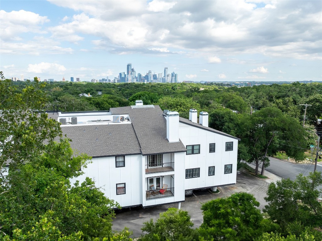 2508 West 12th St Unit 205  