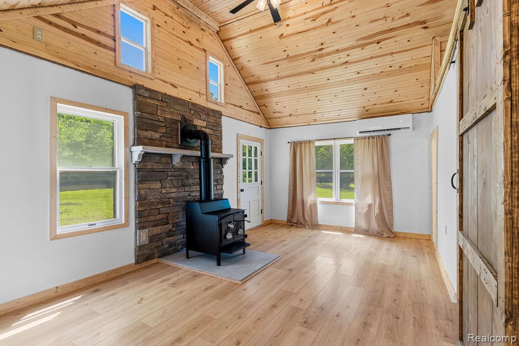 6256 Turner Road Flushing, MI 48433 - Photo 13 of 41