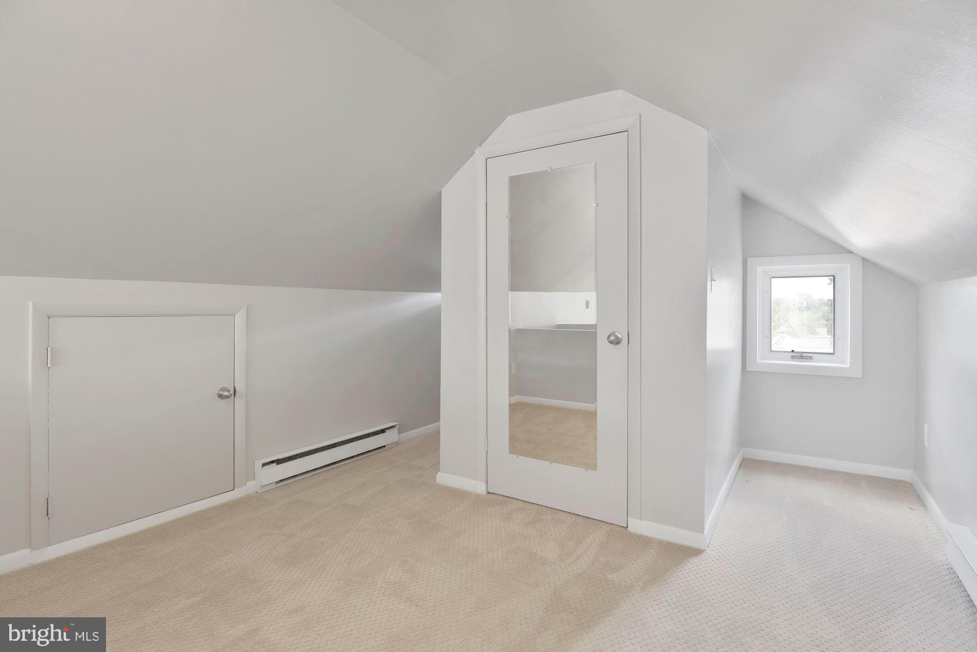 527 Yarmouth Road Towson, MD 21286 - Photo 45 of 61 Bedroom 4 with mirror on door to walk in cedar