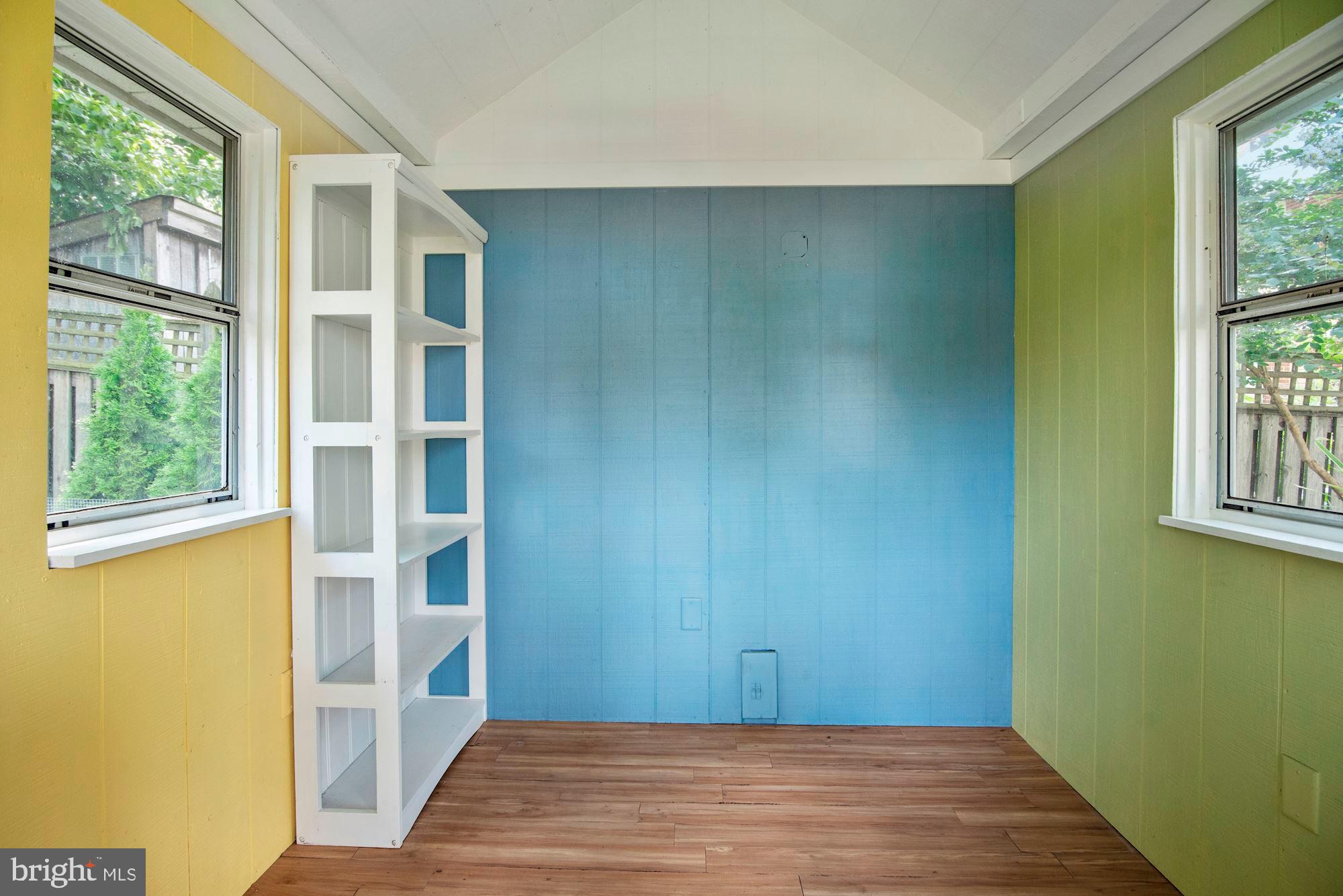 527 Yarmouth Road Towson, MD 21286 - Photo 47 of 61 Interior of Playhouse/ she shed