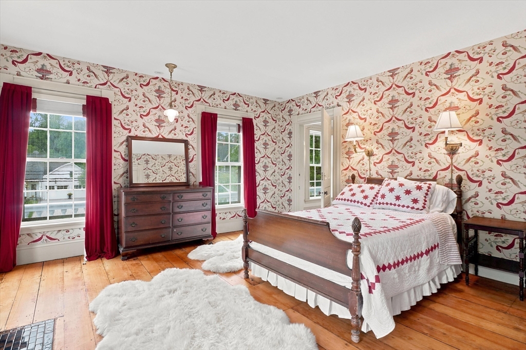 266 Main Street North Andover, MA 01845 - Photo 26 of 42