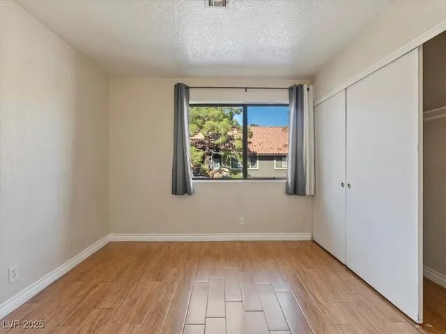 $1,495 | 5052 South Rainbow Boulevard, Unit 201, Las Vegas, NV 89118