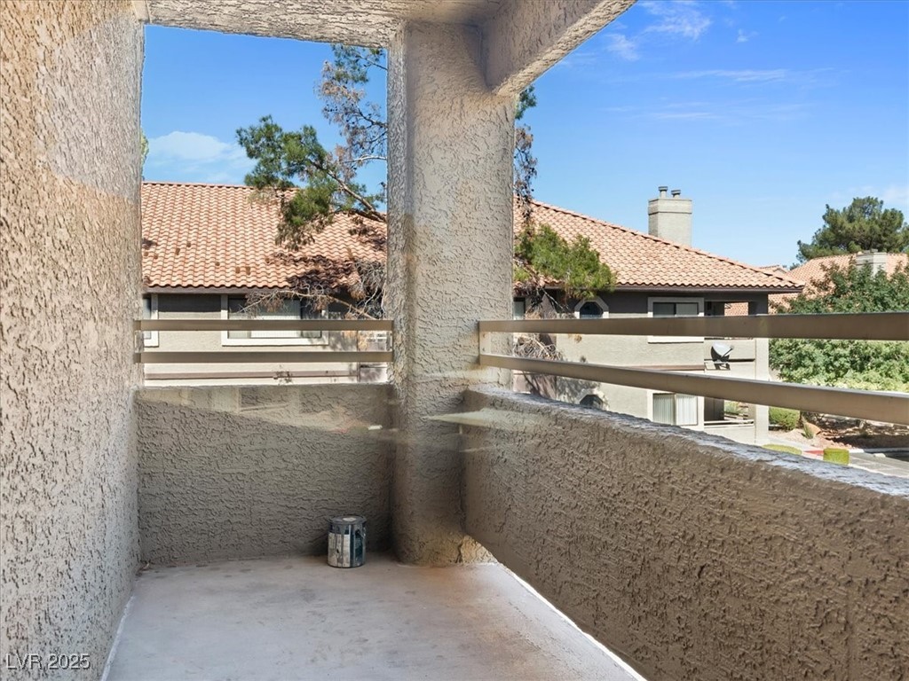 5052 South Rainbow Boulevard, Unit 201 Las Vegas, NV 89118 - Photo 23 of 24 View of balcony