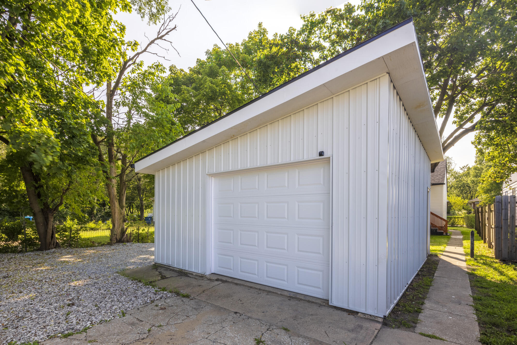 4121 Harrison Street Gary, IN 46408 - Photo 29 of 36 2000x1334