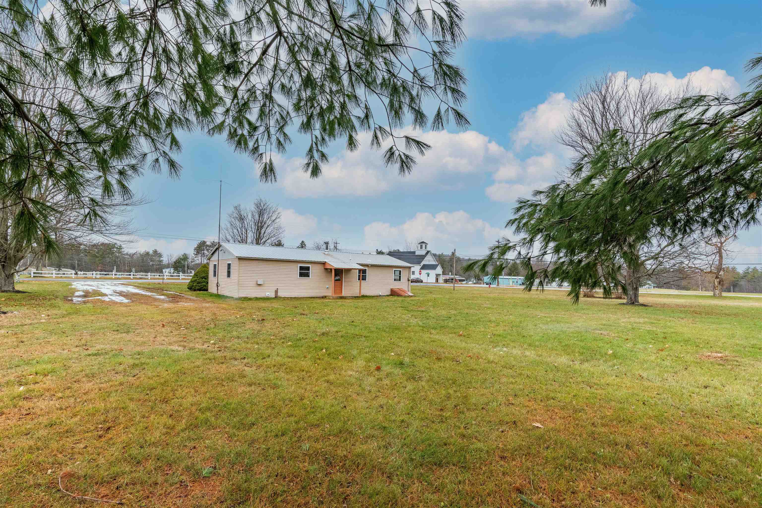 2276 County Road Haverhill, NH 03774 - Photo 7 of 27