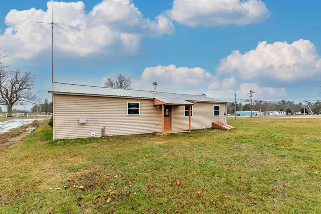 $289,000 | 2276 County Road, Haverhill, NH 03774