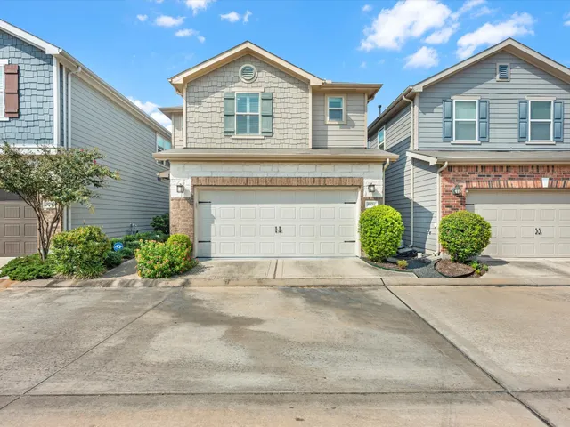 $2,800 | 8924 Hollister Commons Lane, Houston, TX 77080