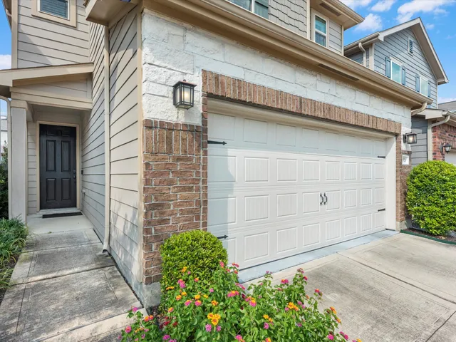 $2,800 | 8924 Hollister Commons Lane, Houston, TX 77080