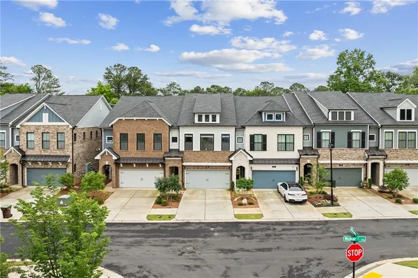 $3,870 | 240 Walker Avenue, Roswell, GA 30076