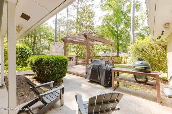 $262,500 | 5247 Suffolk Circle, Jackson, MS 39211