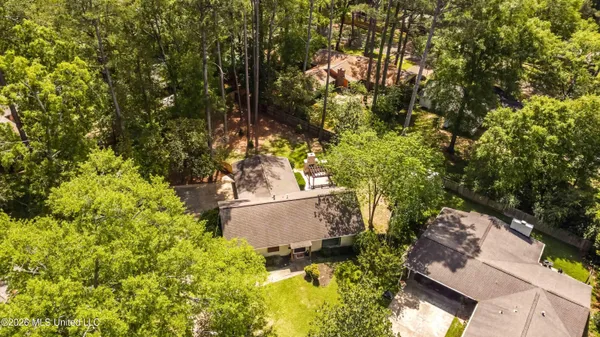 $262,500 | 5247 Suffolk Circle, Jackson, MS 39211