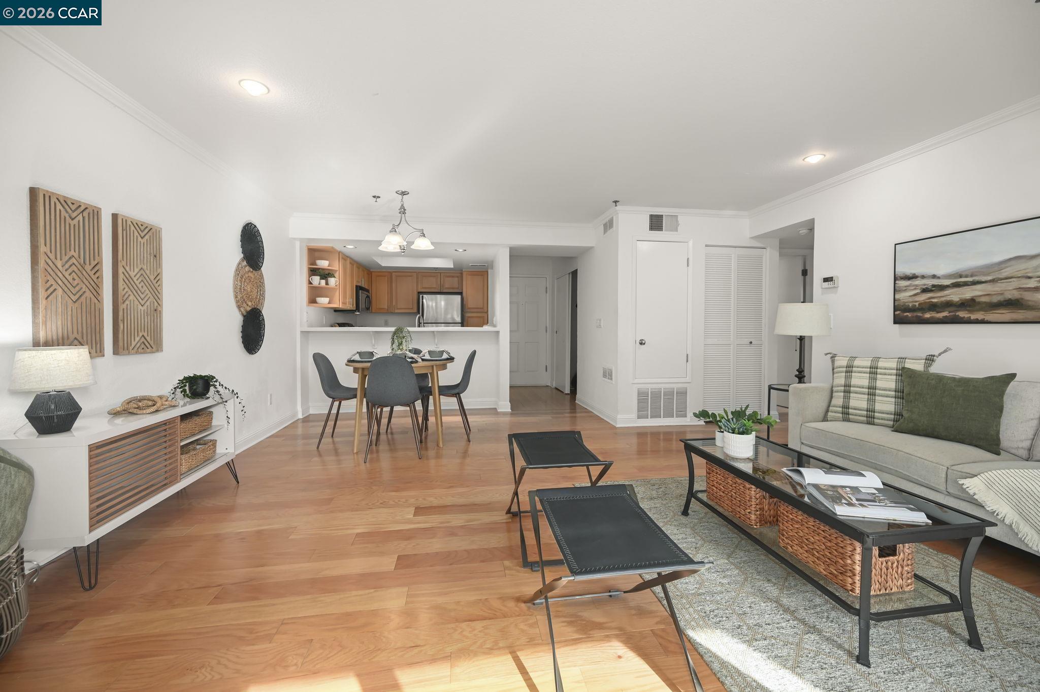 2550 Oak Road, Unit 108 Walnut Creek, CA 94597 - Photo 2 of 29