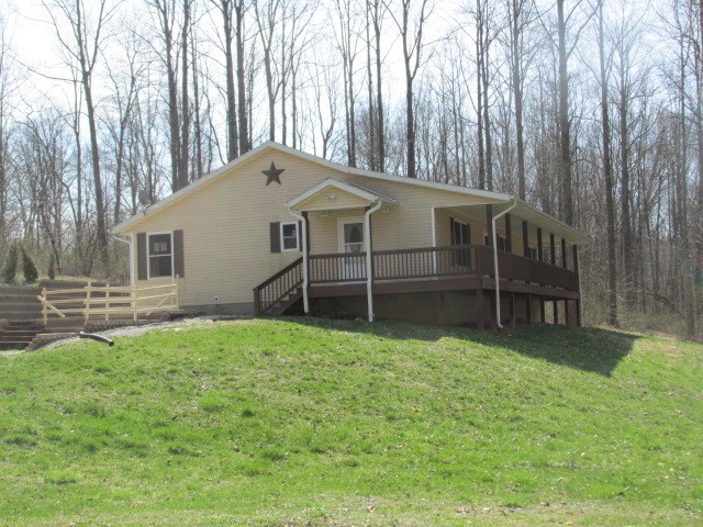 8389 North Fox Hollow Road Bloomington, IN 47408 - Photo 3 of 15 Gallery Image 3